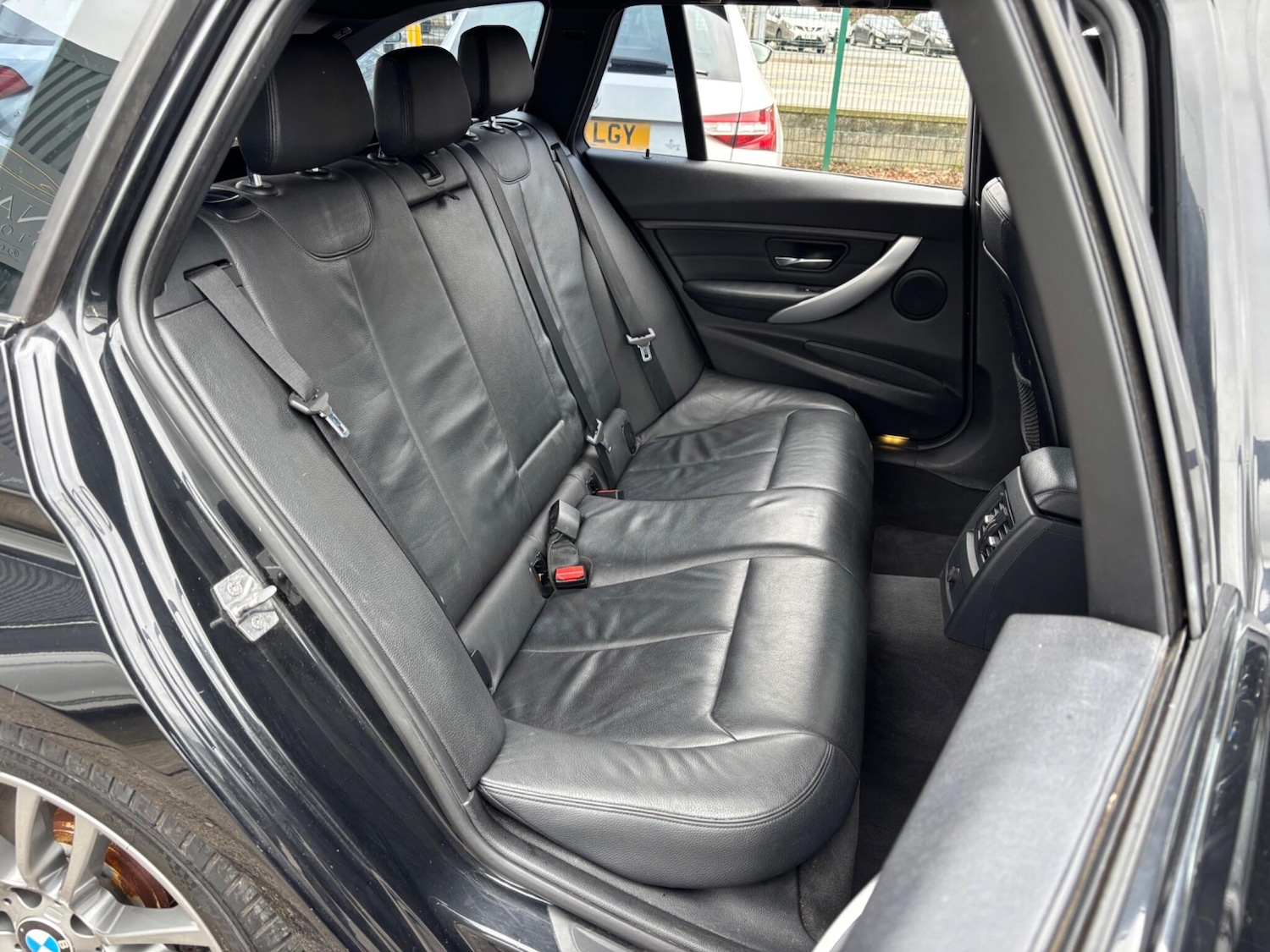 Used BMW 3 Series 2012 for sale - 77799338: Photo 23