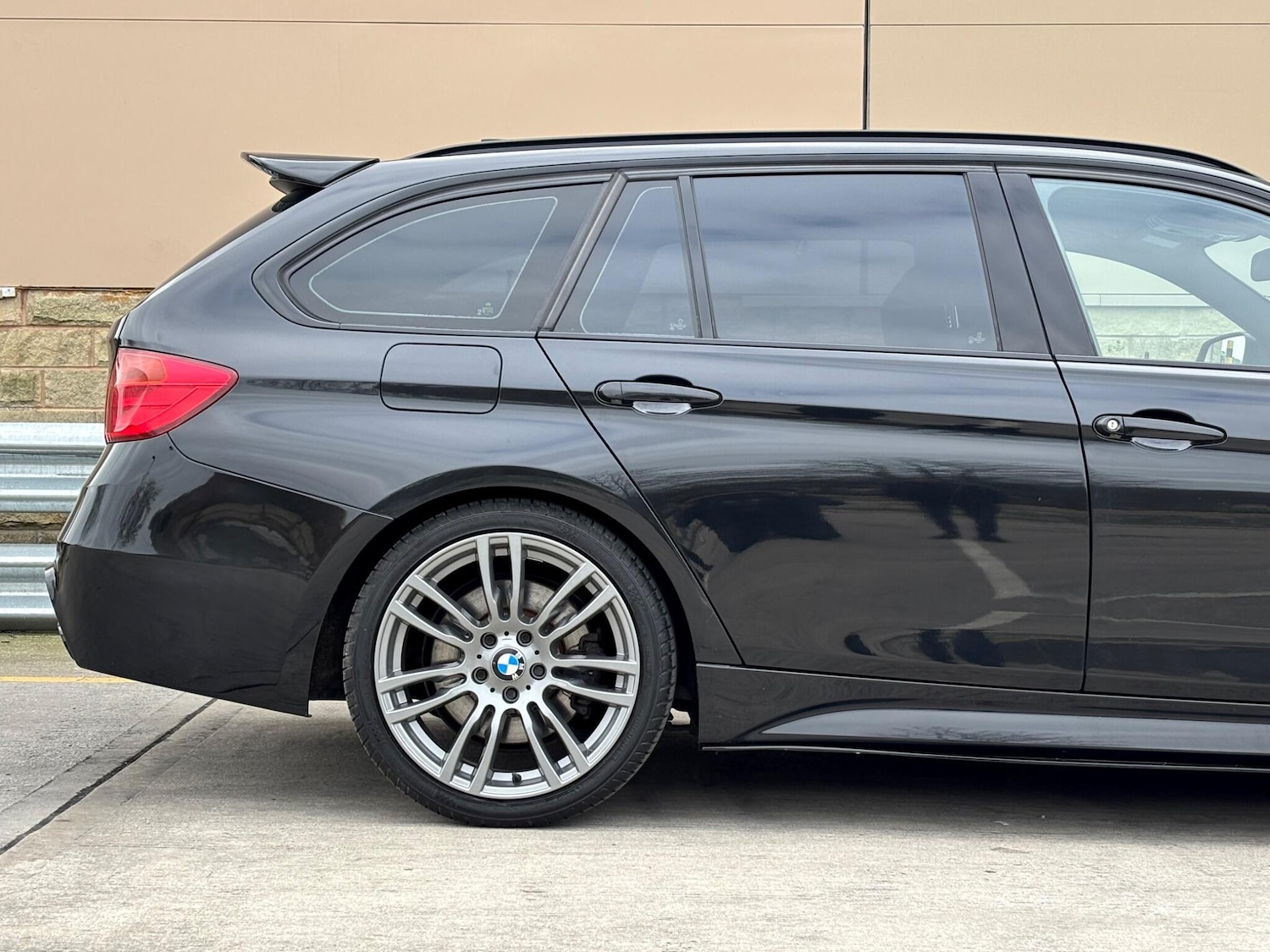 Used BMW 3 Series 2012 for sale - 77799338: Photo 33