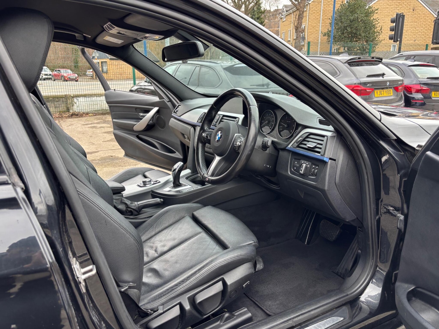 Used BMW 3 Series 2012 for sale - 77799338: Photo 44