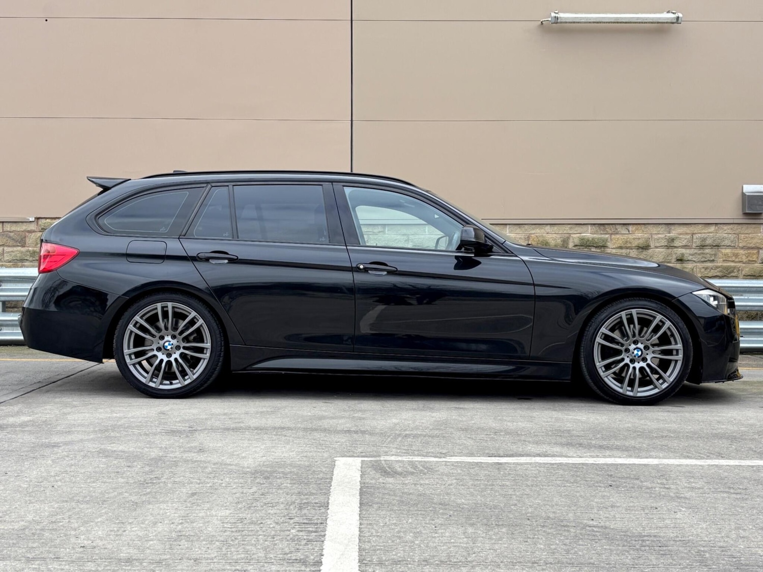 Used BMW 3 Series 2012 for sale - 77799338: Photo 5