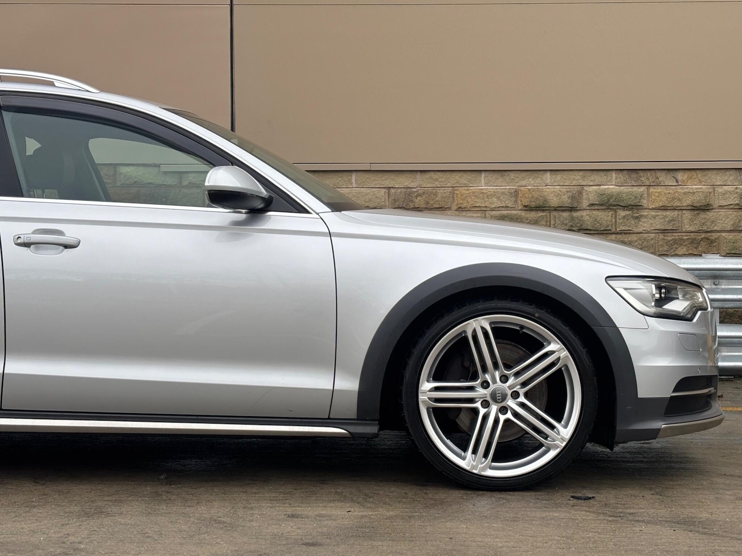 Used Audi A6 Allroad 2013 for sale - 76701465: Photo 42