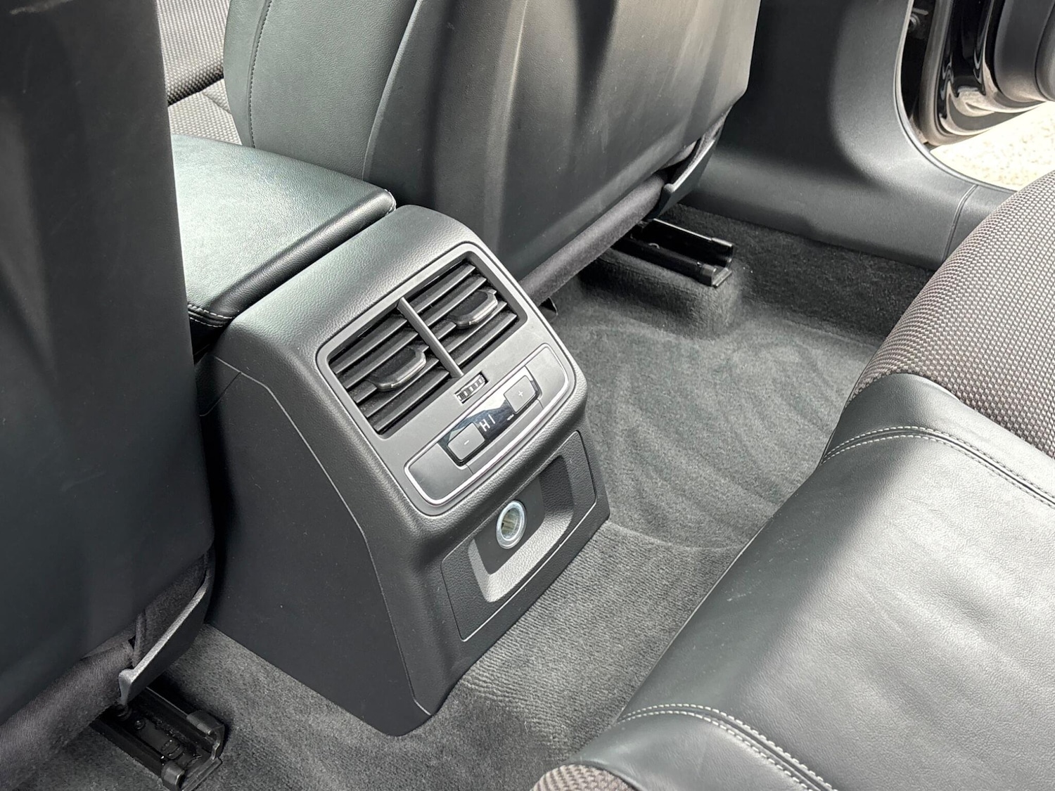 Used Audi A4 Avant for sale - 76996704: Photo 23