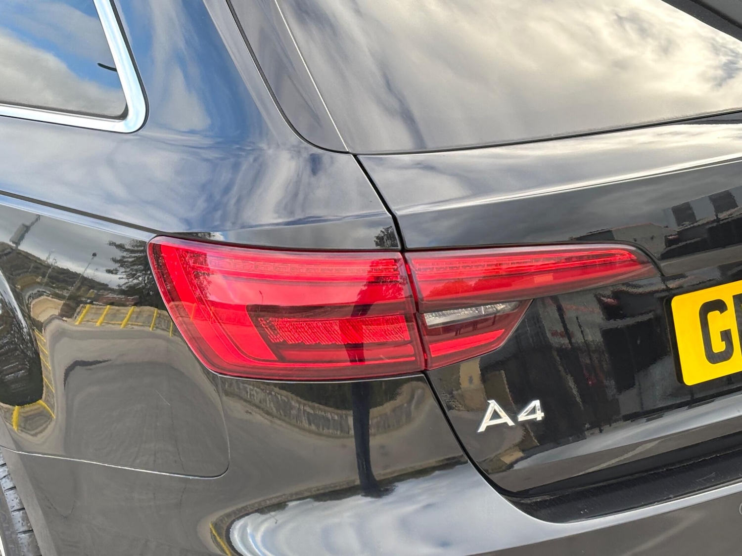 Used Audi A4 Avant for sale - 76996704: Photo 41