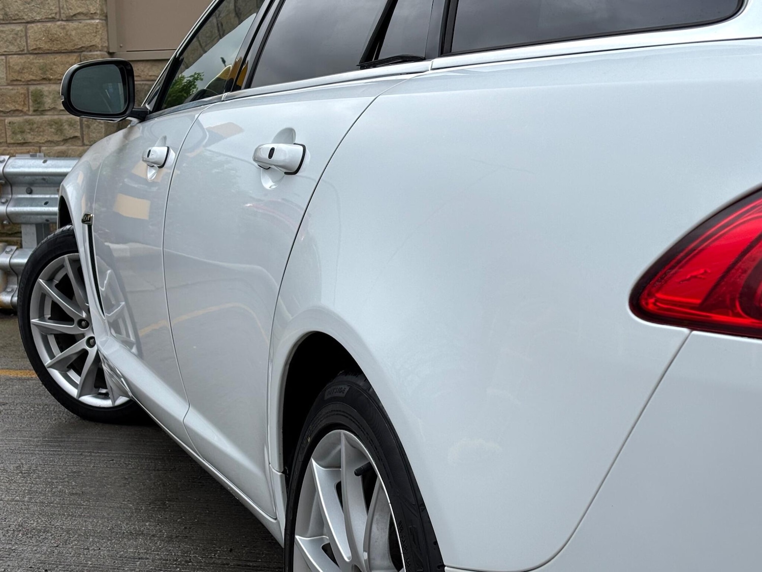 Used Jaguar XF 2013 for sale - 76765218: Photo 10