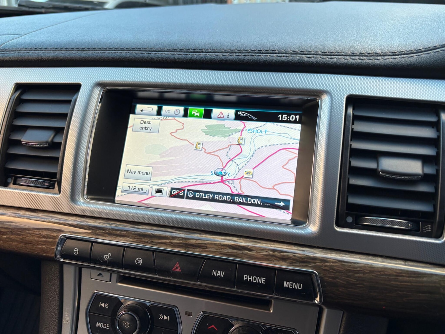 Used Jaguar XF 2013 for sale - 76765218: Photo 15