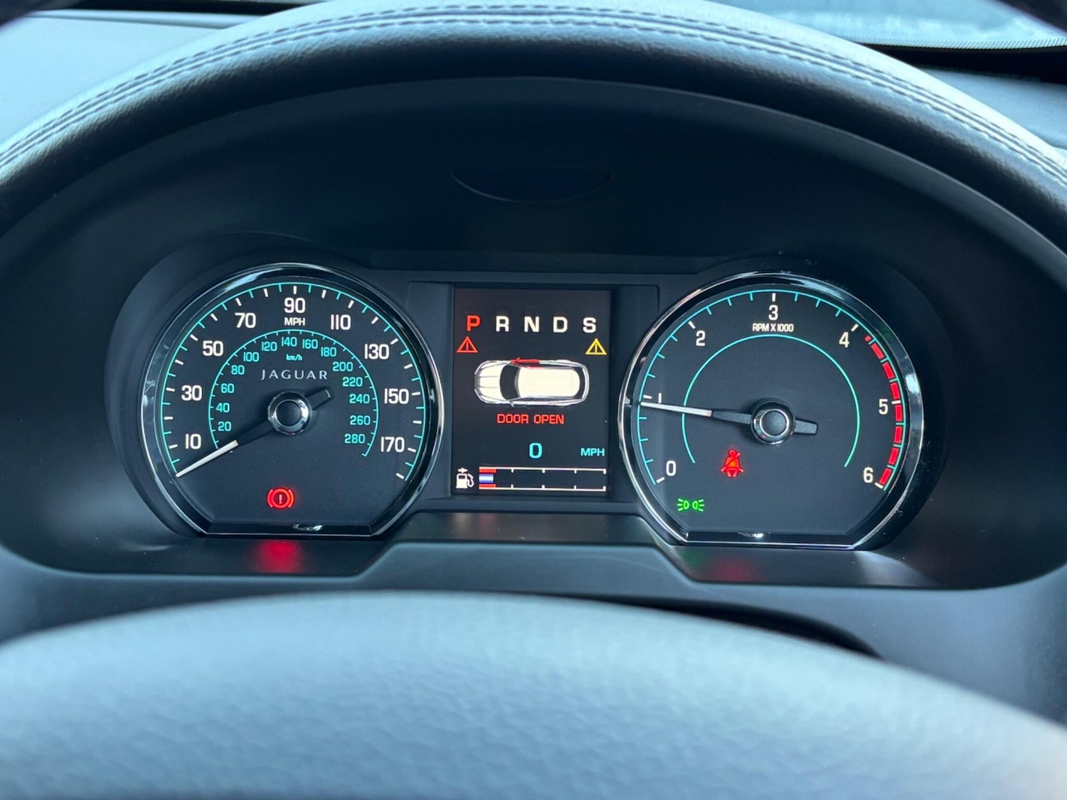 Used Jaguar XF 2013 for sale - 76765218: Photo 18