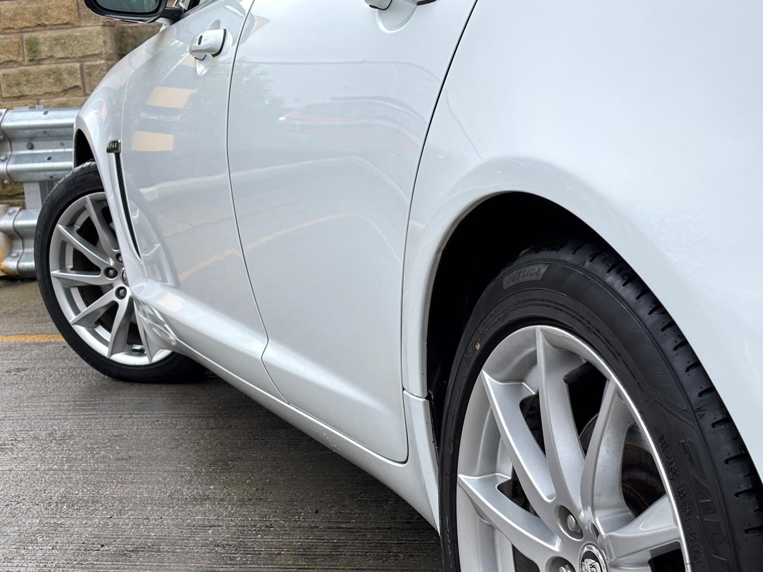 Used Jaguar XF 2013 for sale - 76765218: Photo 35