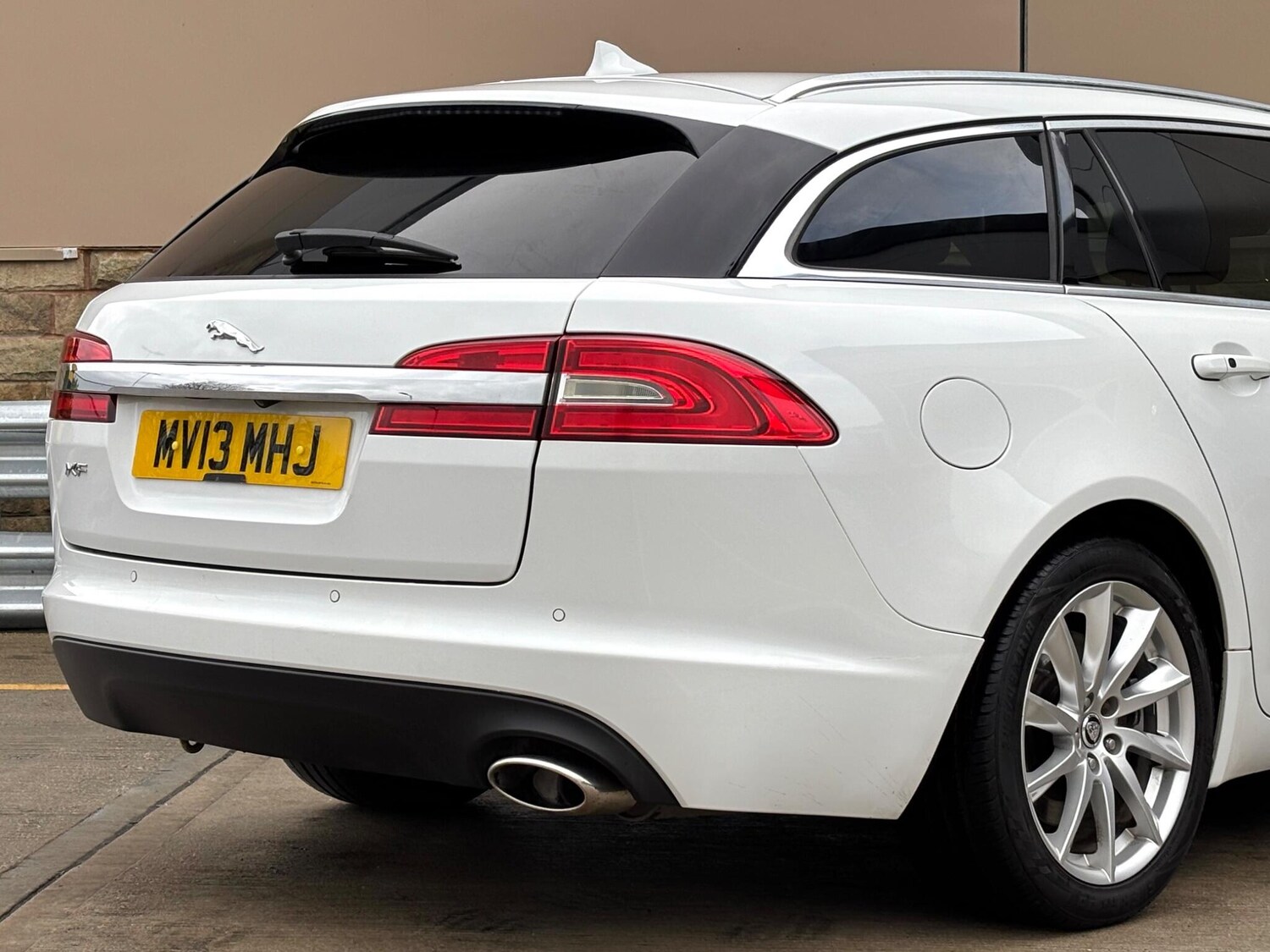 Used Jaguar XF 2013 for sale - 76765218: Photo 37