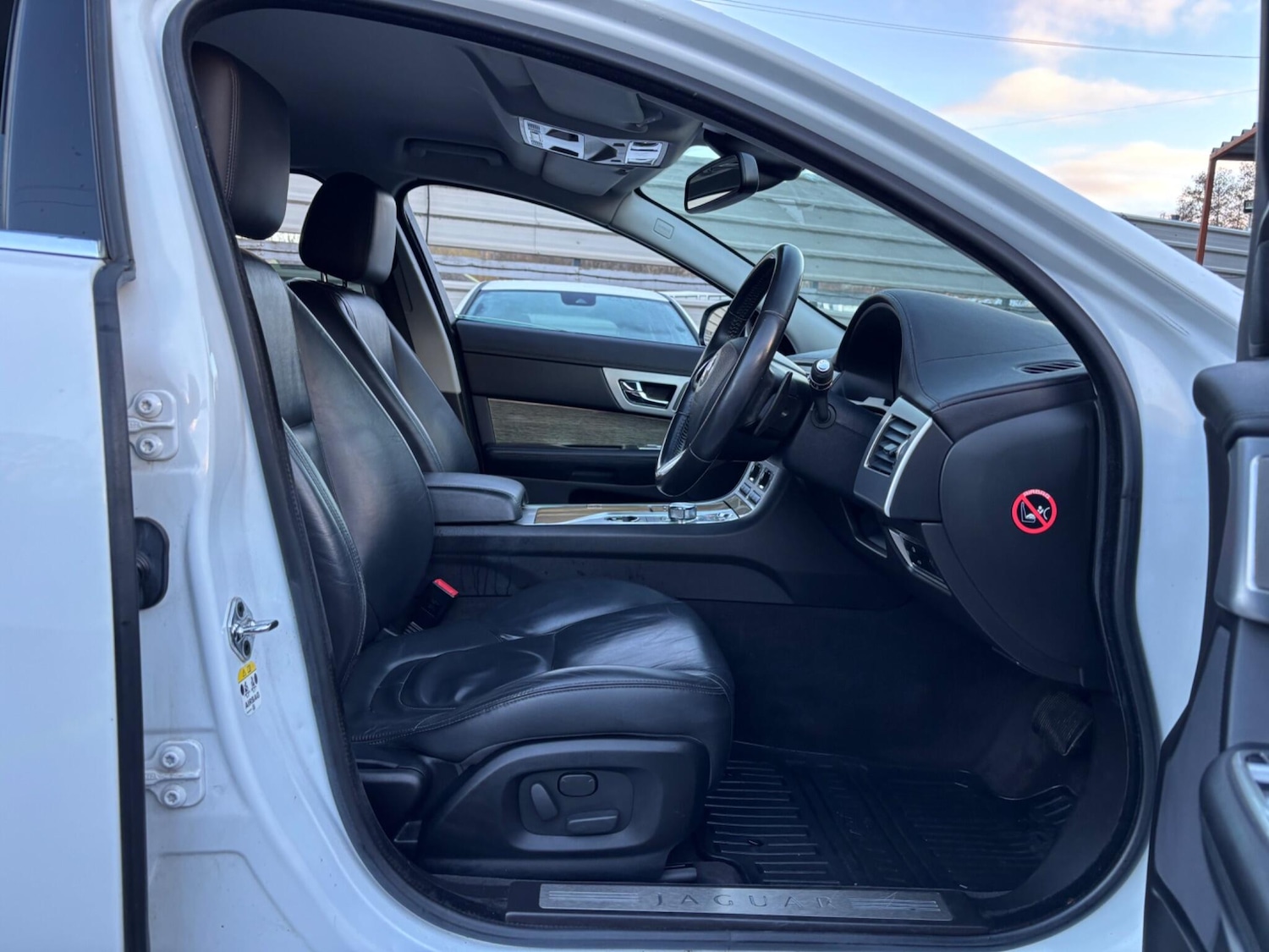 Used Jaguar XF 2013 for sale - 76765218: Photo 48