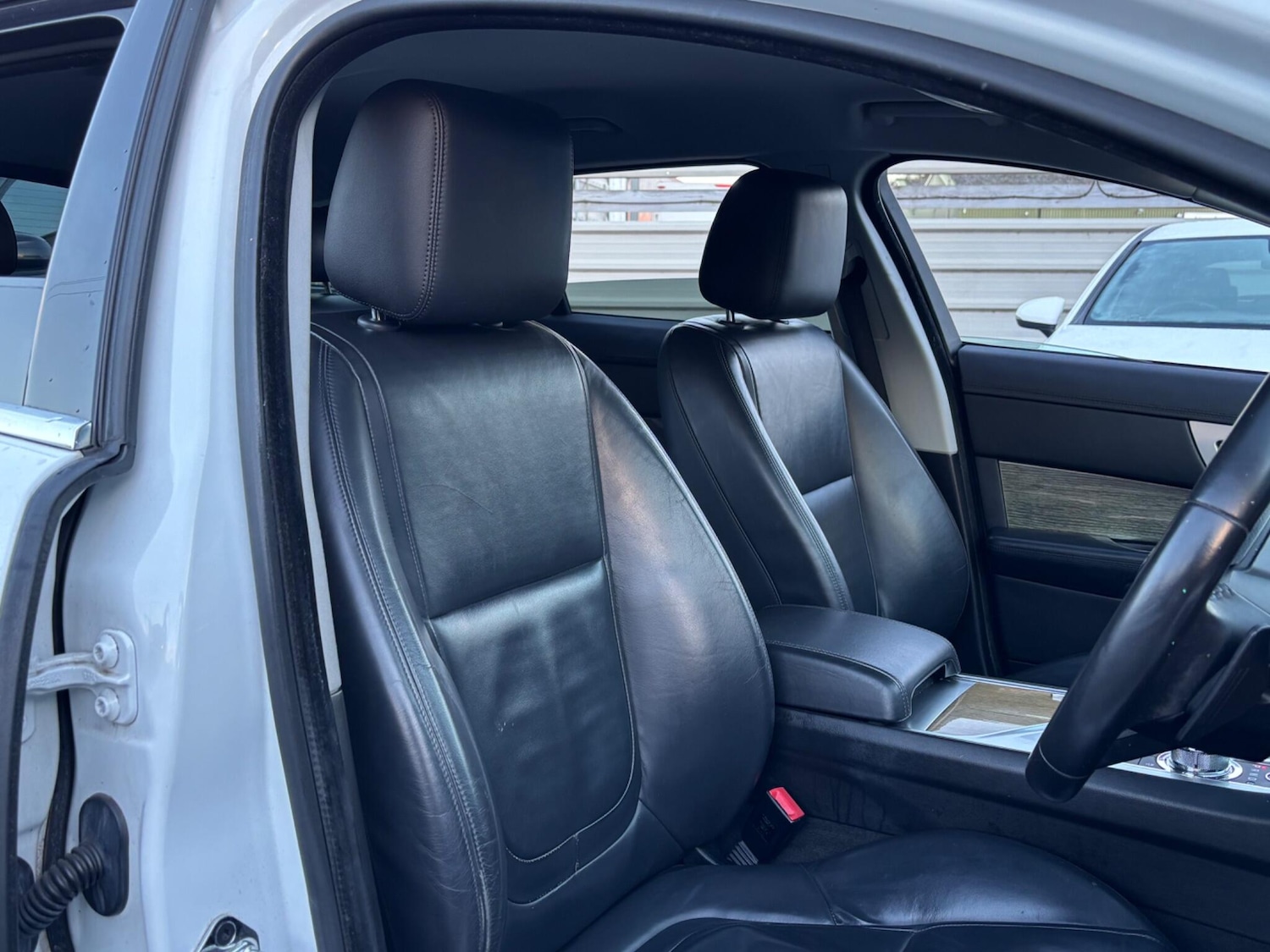 Used Jaguar XF 2013 for sale - 76765218: Photo 63