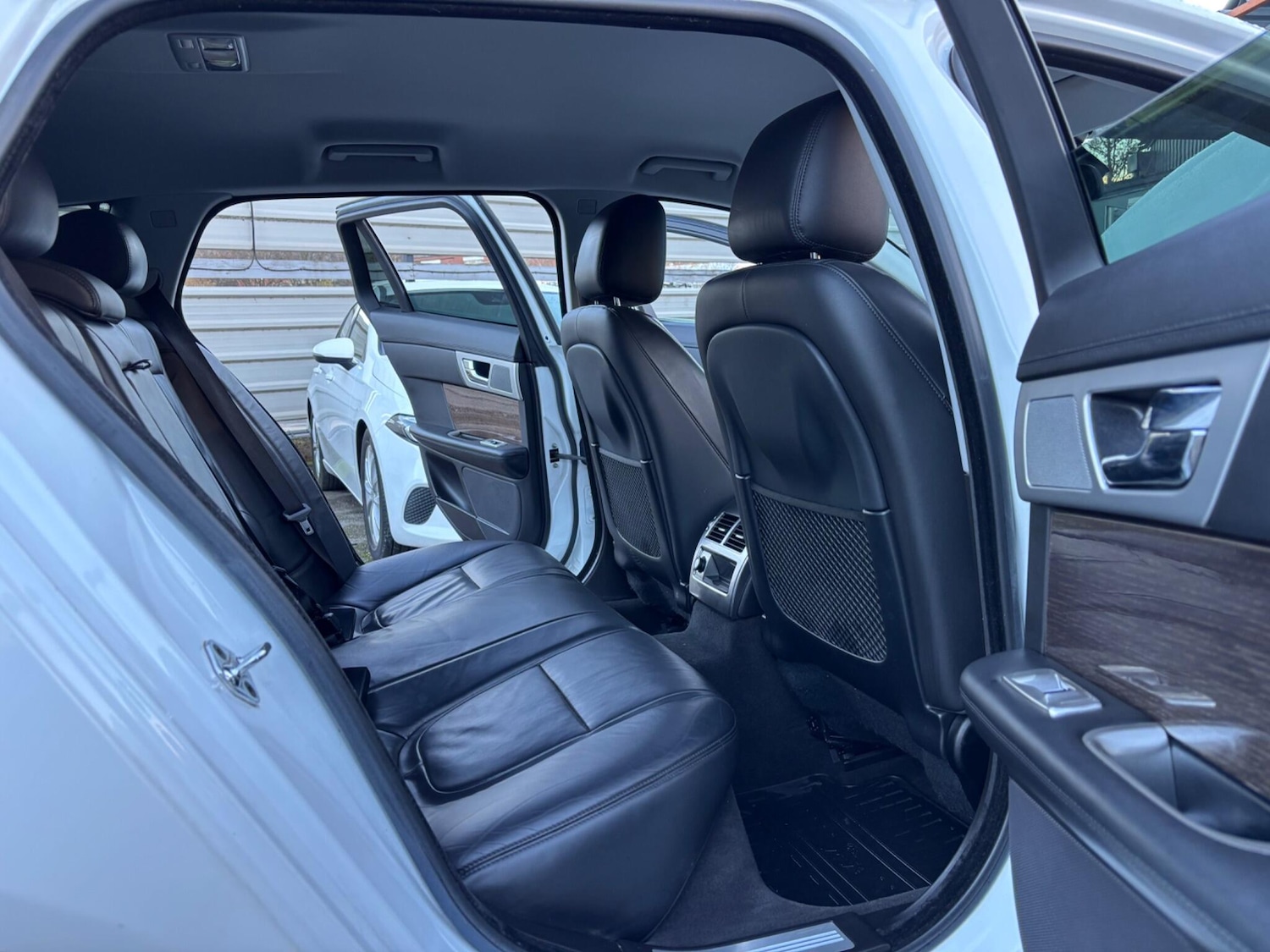 Used Jaguar XF 2013 for sale - 76765218: Photo 67