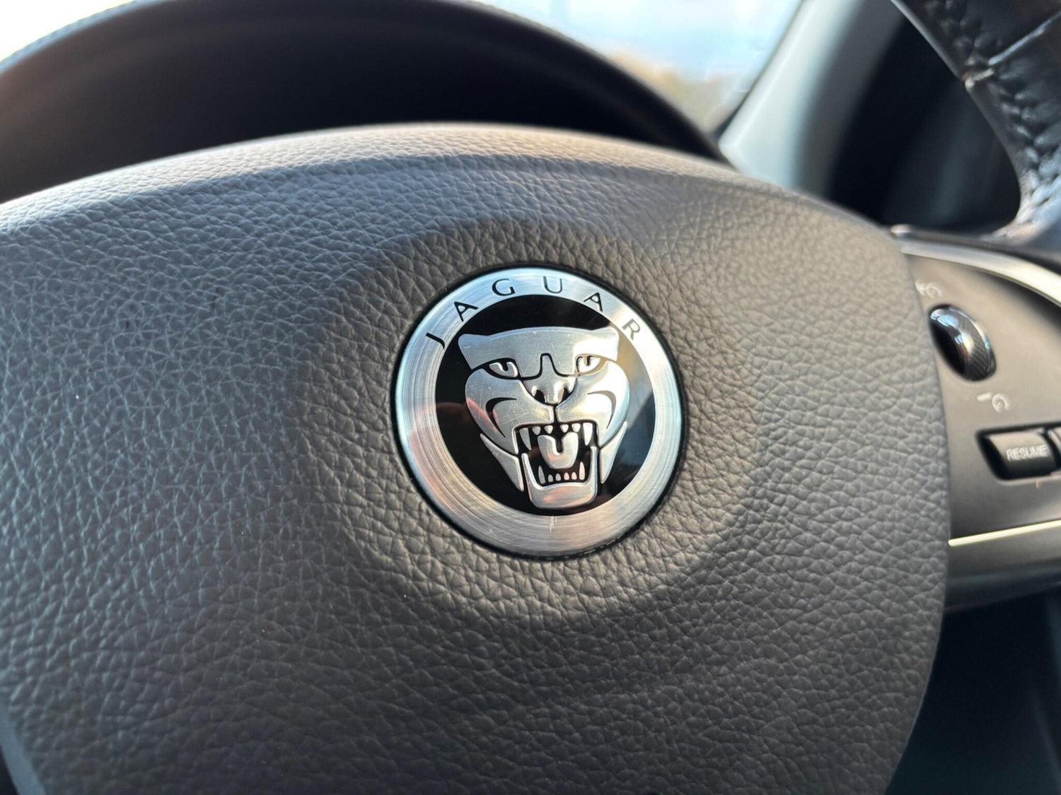 Used Jaguar XF 2013 for sale - 76765218: Photo 82