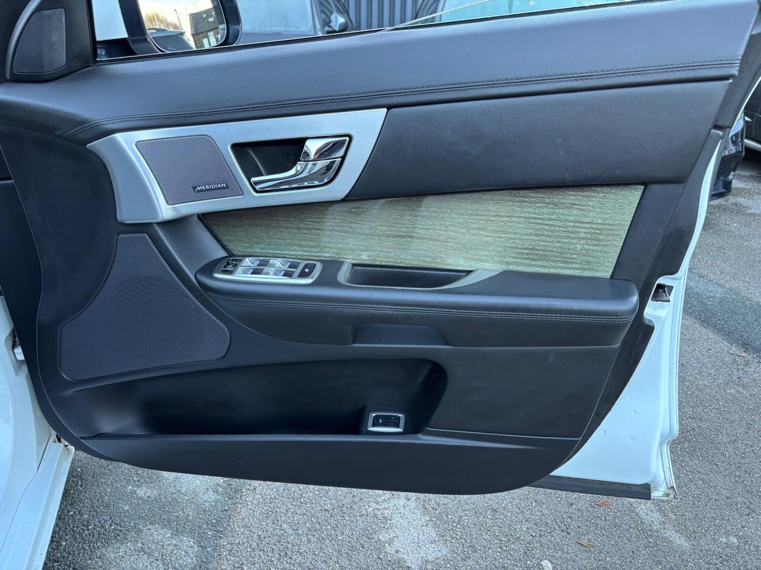 Used Jaguar XF 2013 for sale - 76765218: Photo 90