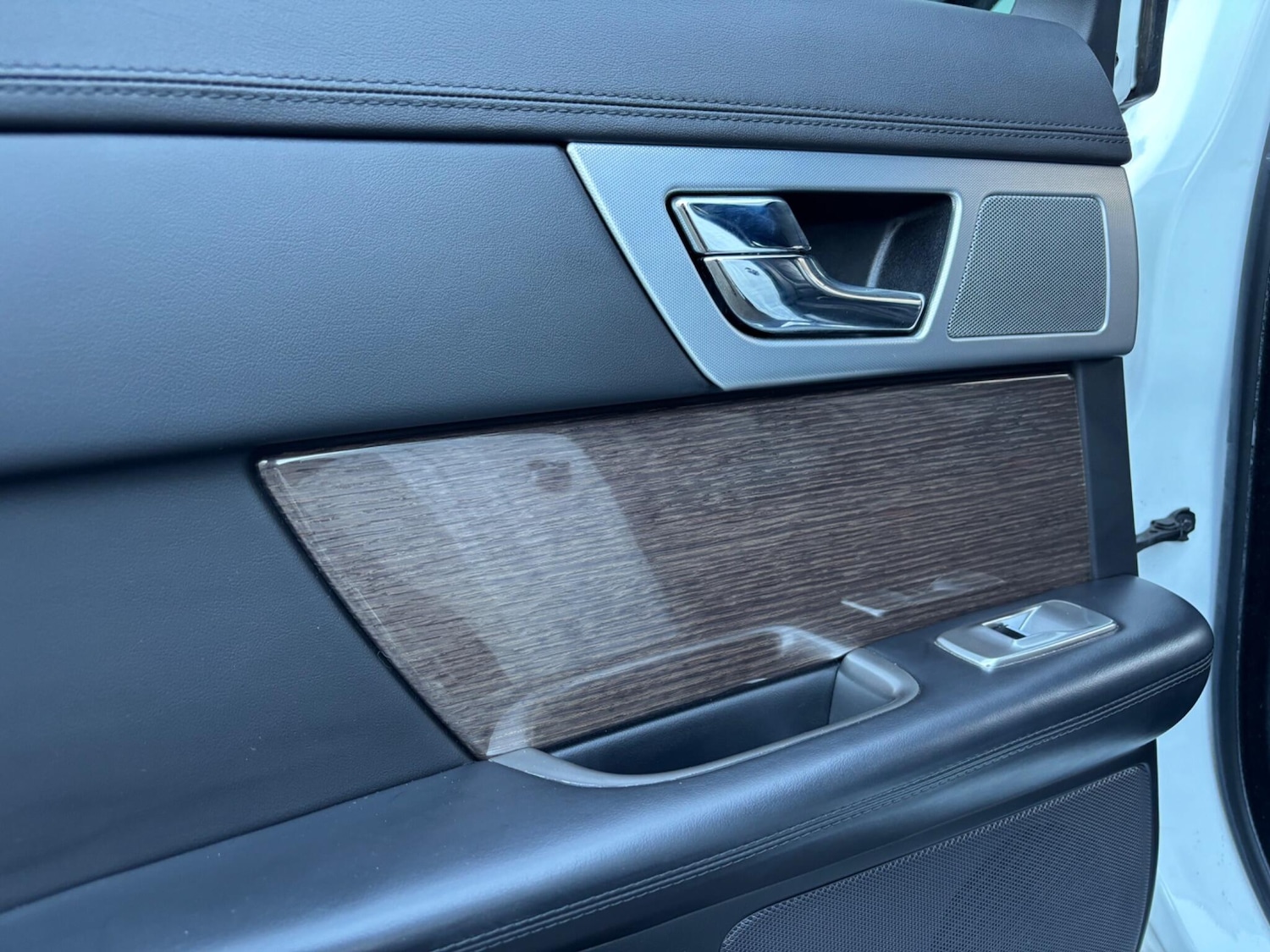 Used Jaguar XF 2013 for sale - 76765218: Photo 92