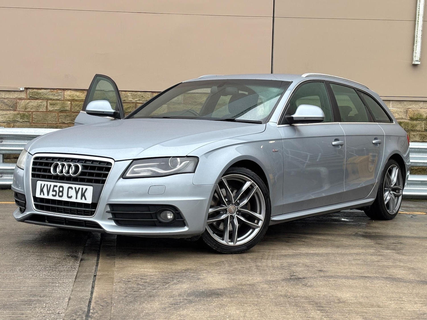 Used Audi A4 2008 for sale - 77625310: Photo 25