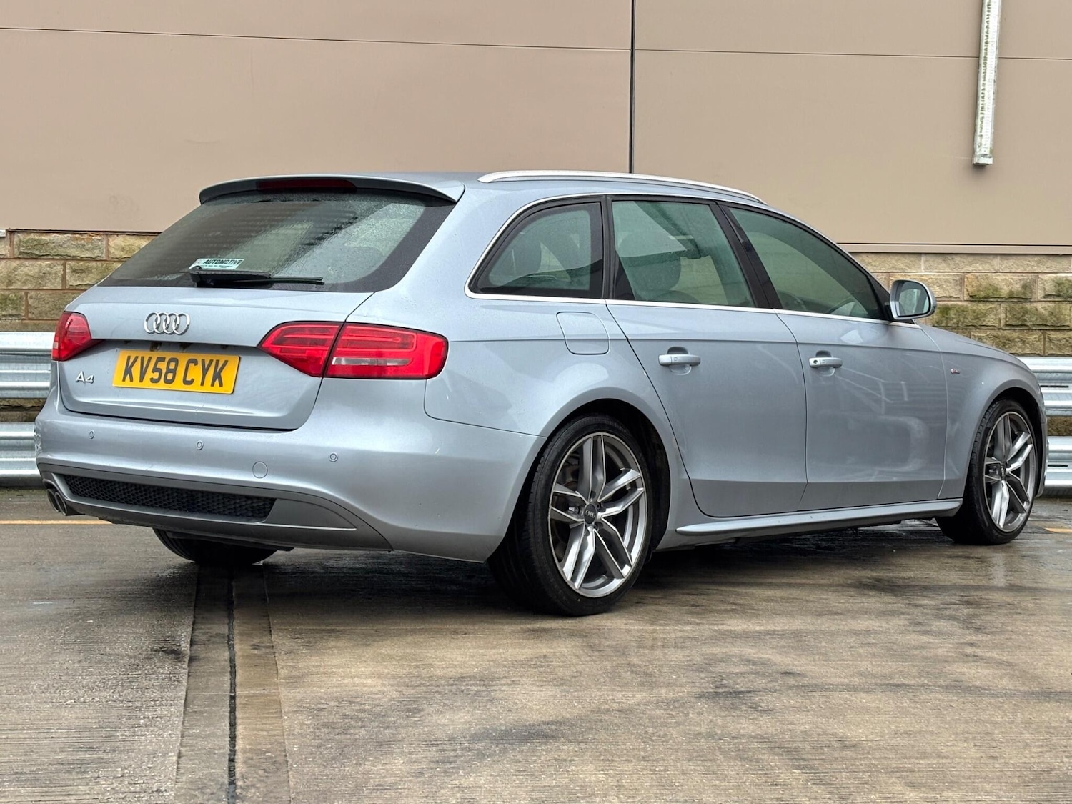 Used Audi A4 2008 for sale - 77625310: Photo 4