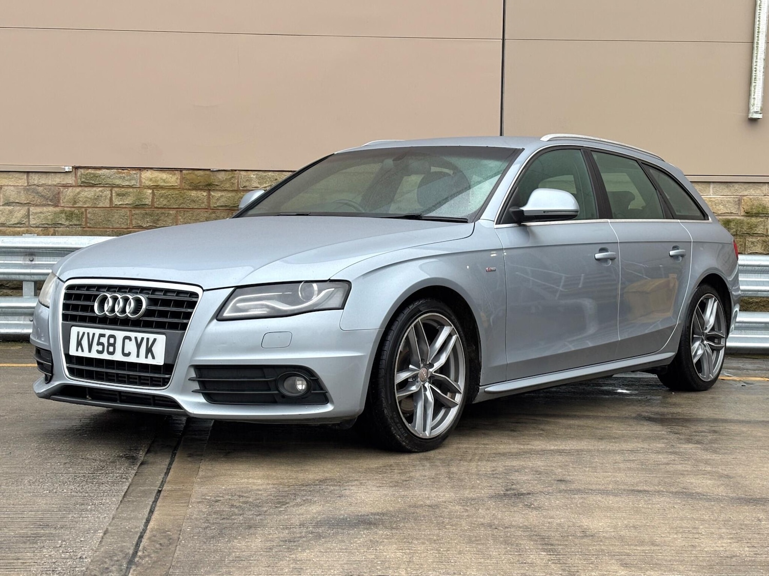 Used Audi A4 2008 for sale - 77625310: Photo 8