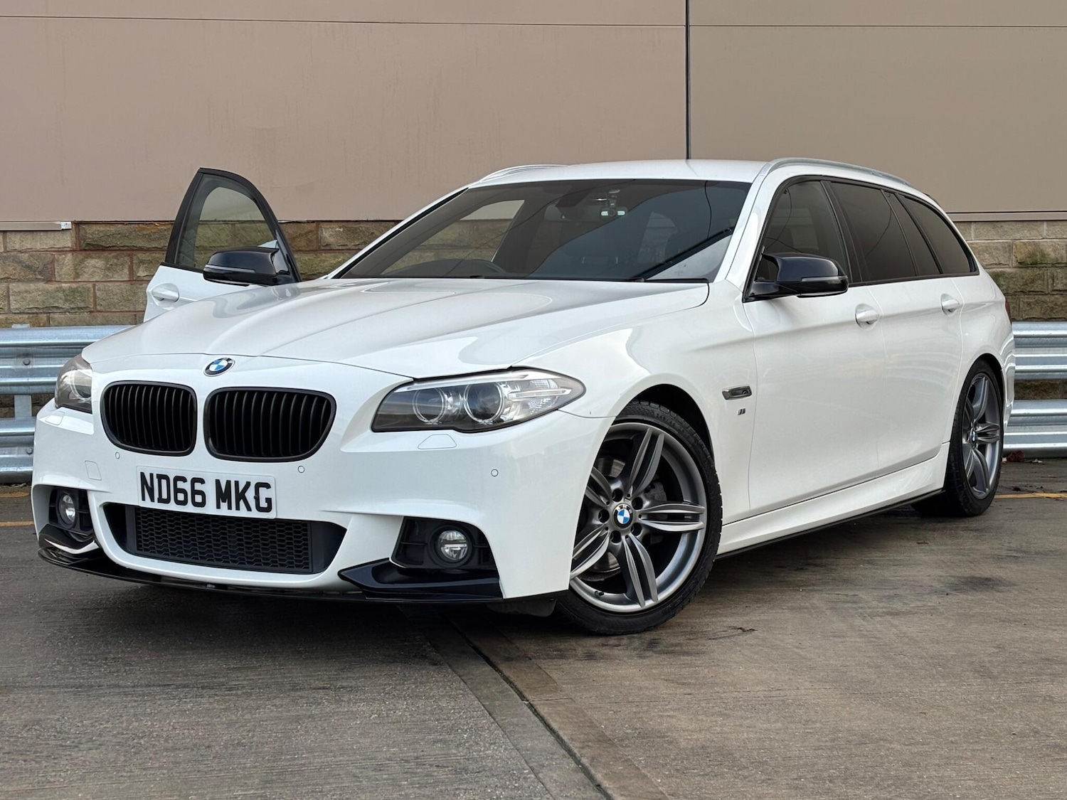 Used BMW 5 Series 2016 for sale - 76936326: Photo 25