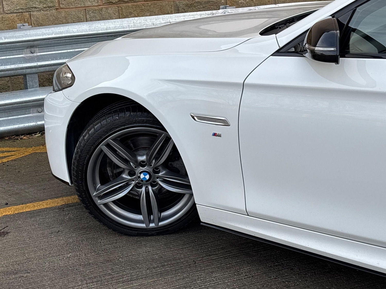 Used BMW 5 Series 2016 for sale - 76936326: Photo 42