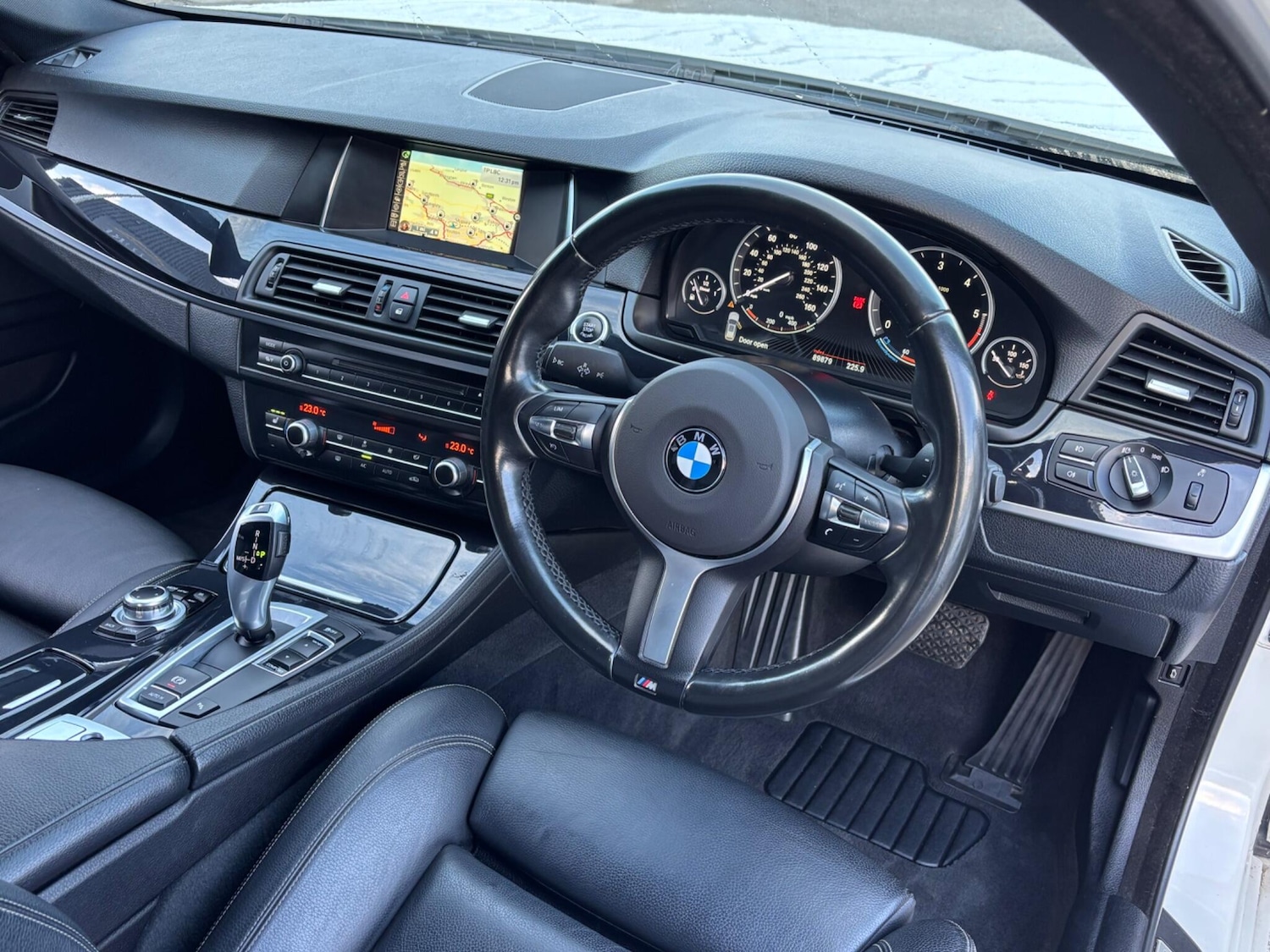 Used BMW 5 Series 2016 for sale - 76936326: Photo 46
