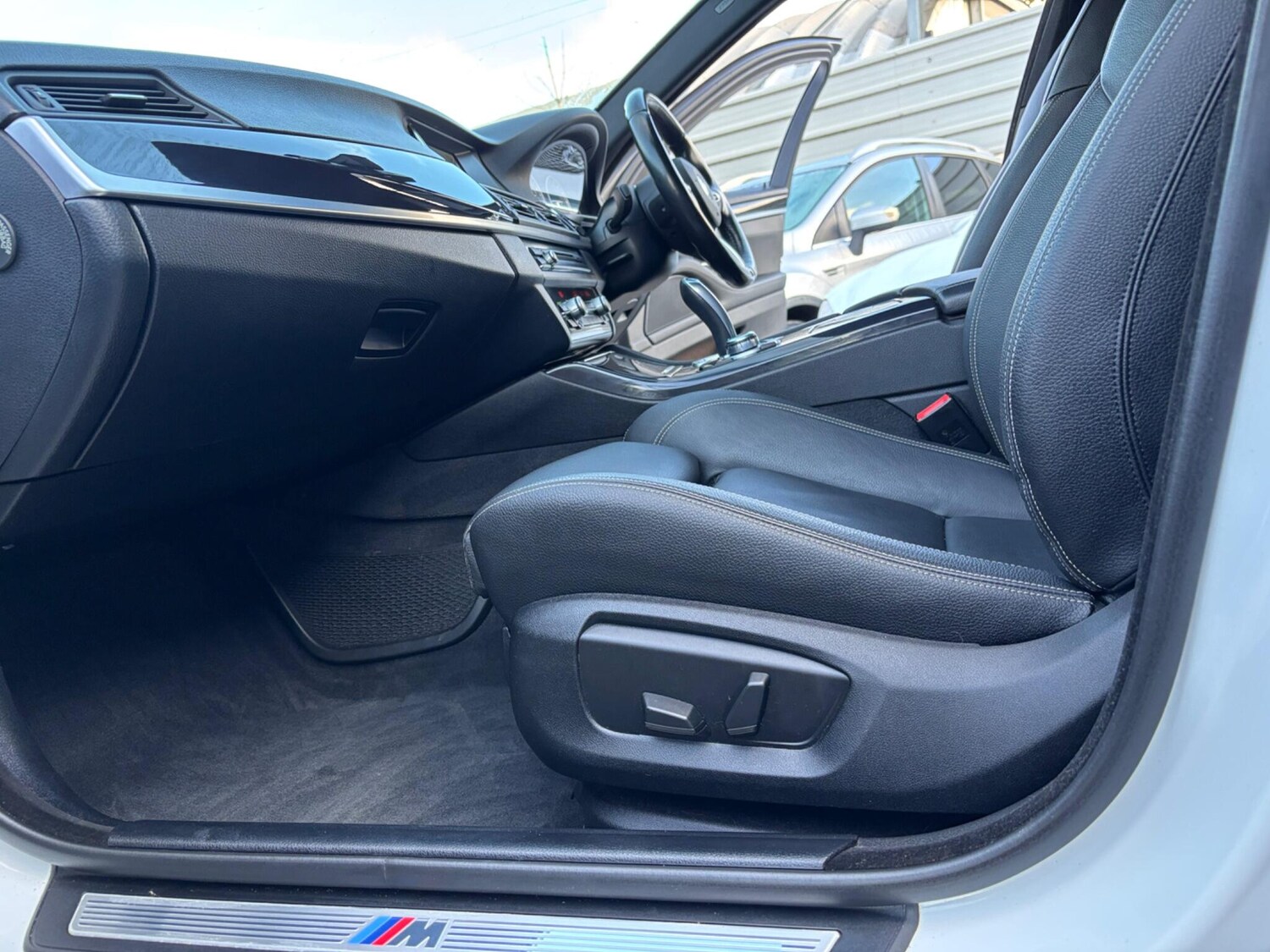 Used BMW 5 Series 2016 for sale - 76936326: Photo 63