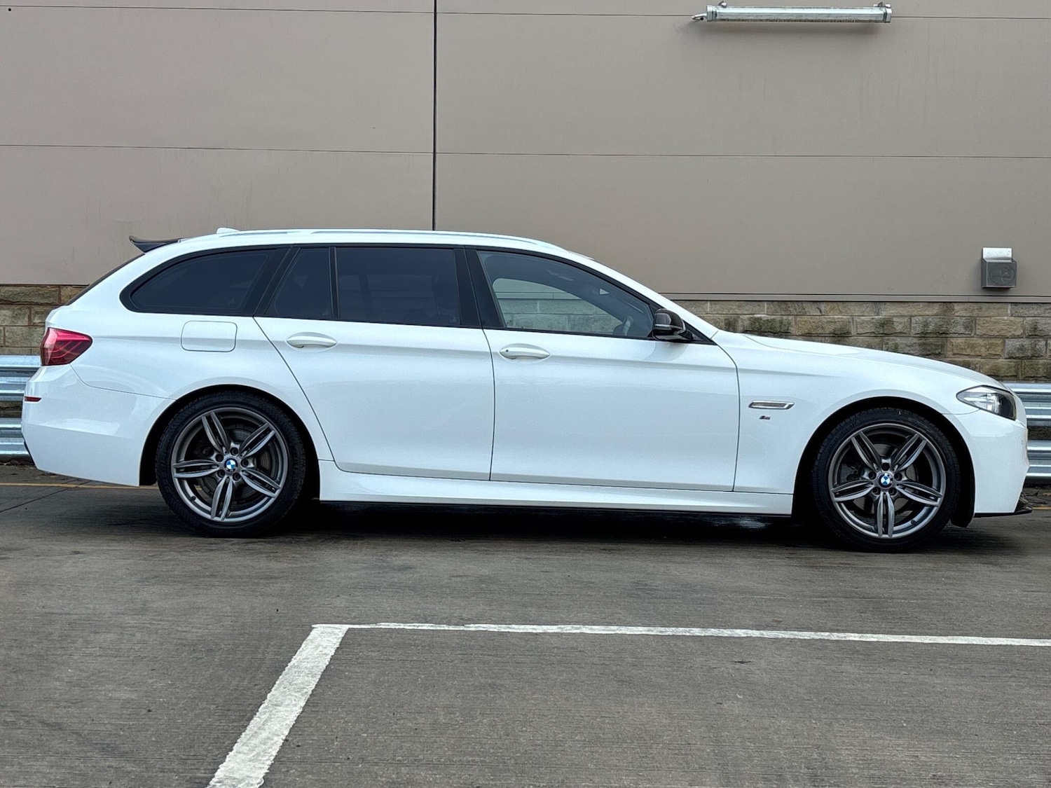 Used BMW 5 Series 2016 for sale - 76936326: Photo 7