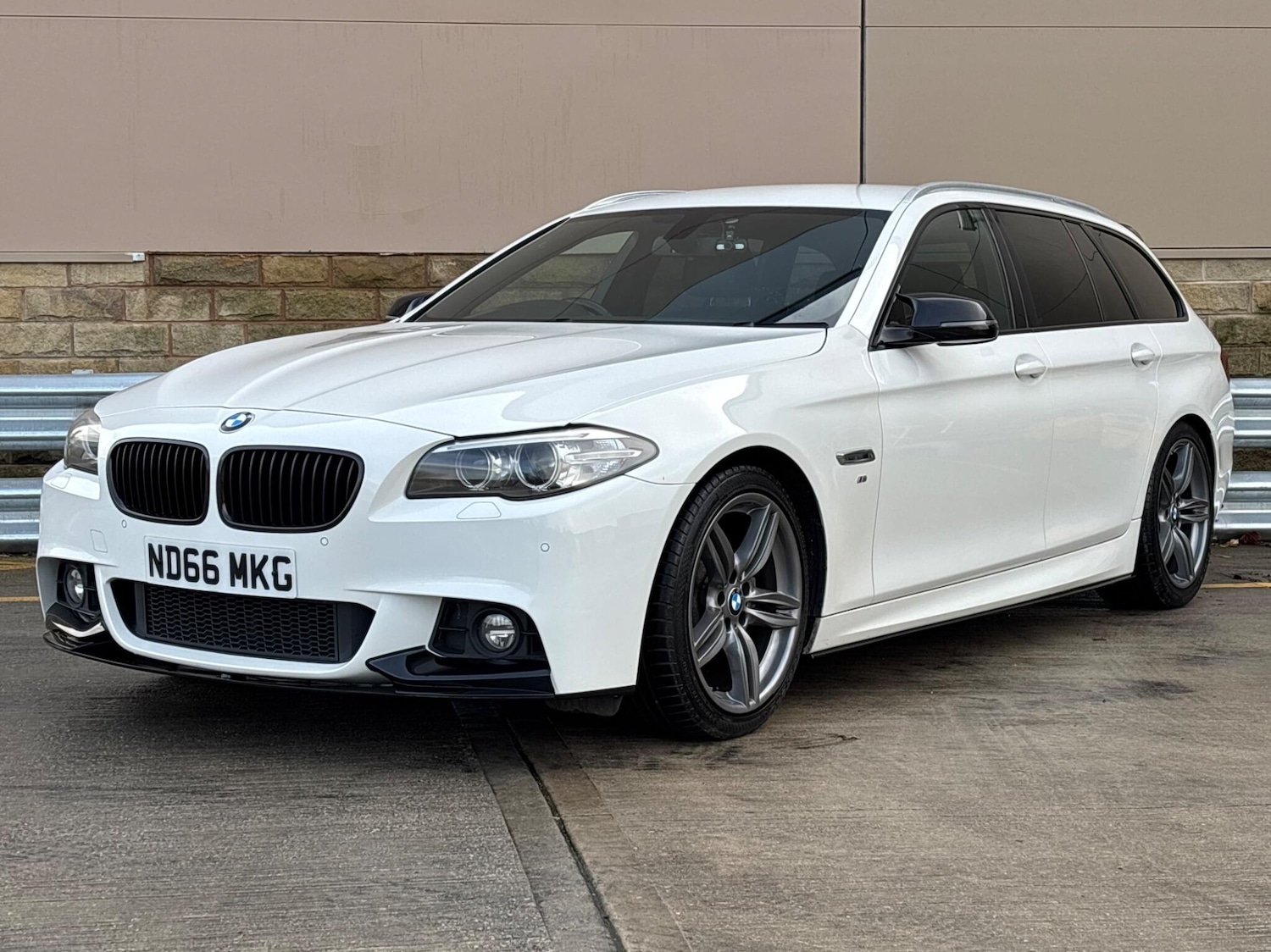 Used BMW 5 Series 2016 for sale - 76936326: Photo 8