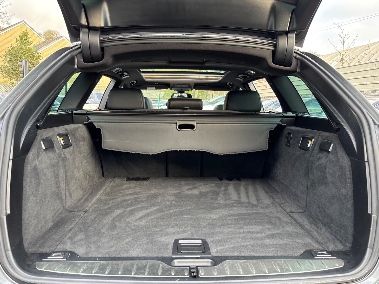 Used BMW 5 Series 2016 for sale - 77016516: Photo 24