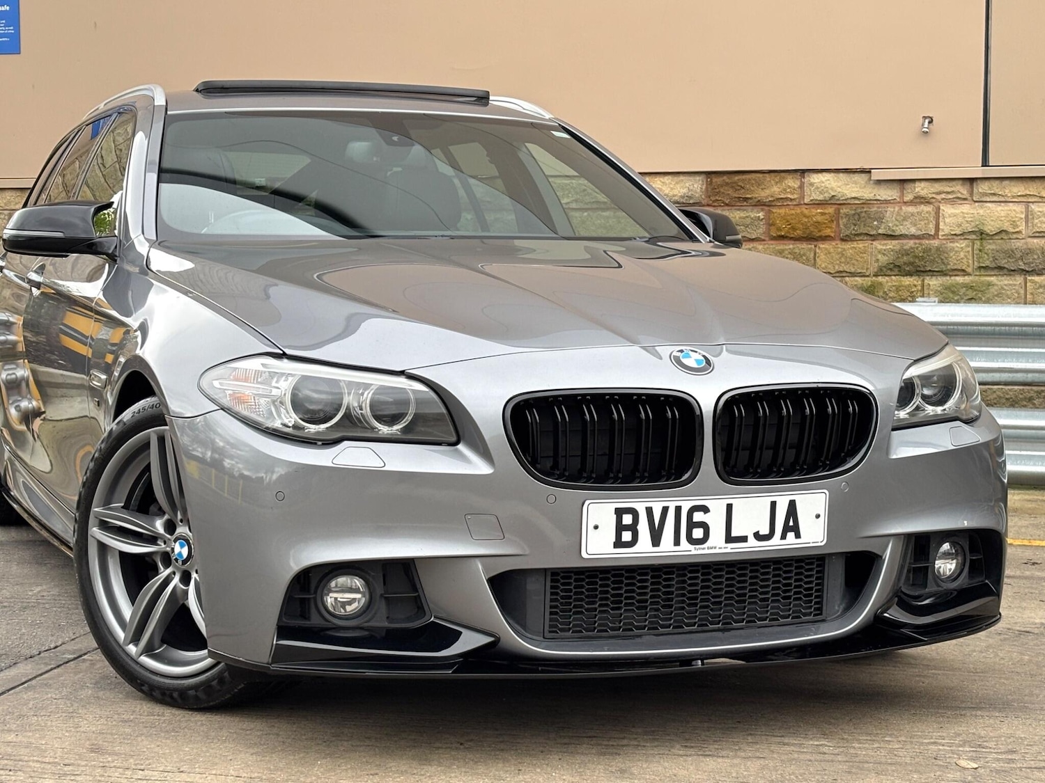 Used BMW 5 Series 2016 for sale - 77016516: Photo 27