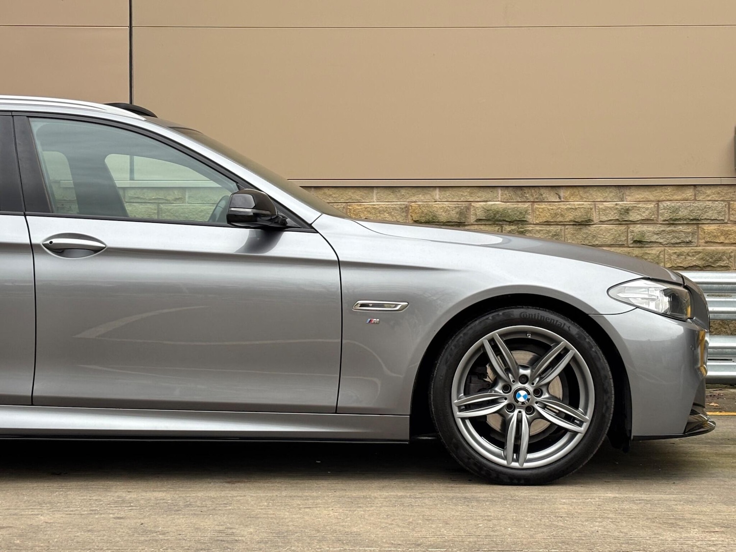 Used BMW 5 Series 2016 for sale - 77016516: Photo 42