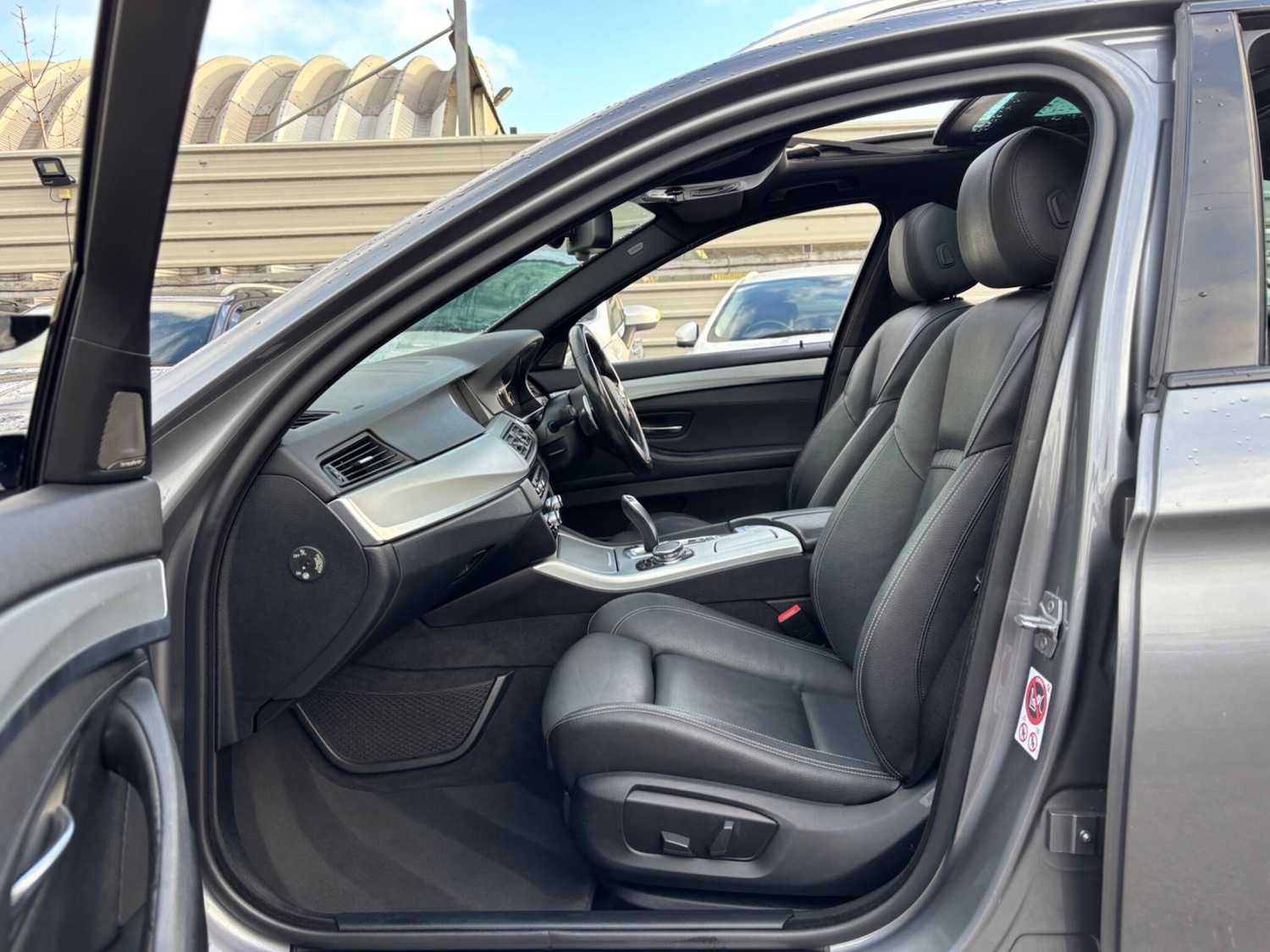 Used BMW 5 Series 2016 for sale - 77016516: Photo 45