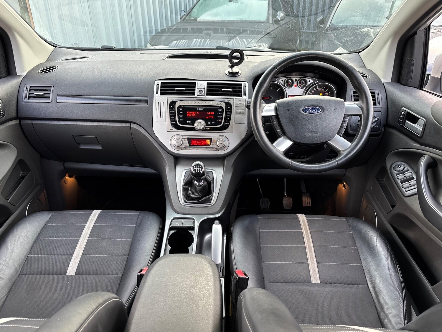 Used Ford Kuga 2010 for sale - 76936433: Photo 16