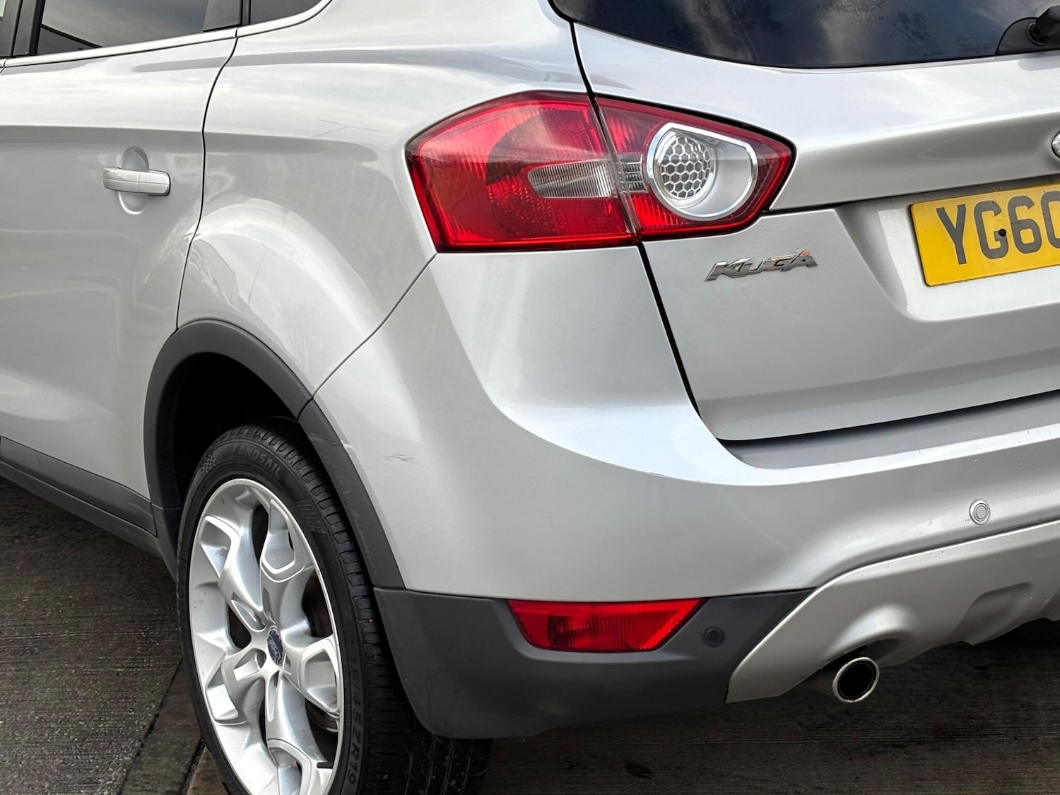 Used Ford Kuga 2010 for sale - 76936433: Photo 36