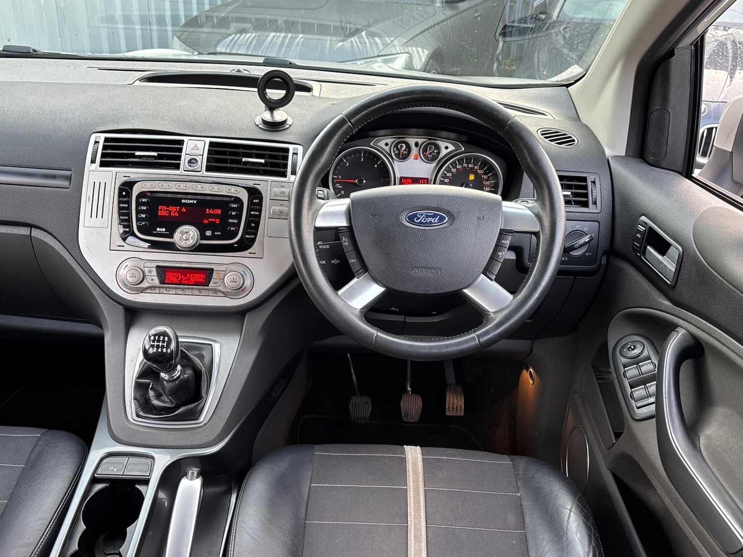 Used Ford Kuga 2010 for sale - 76936433: Photo 44