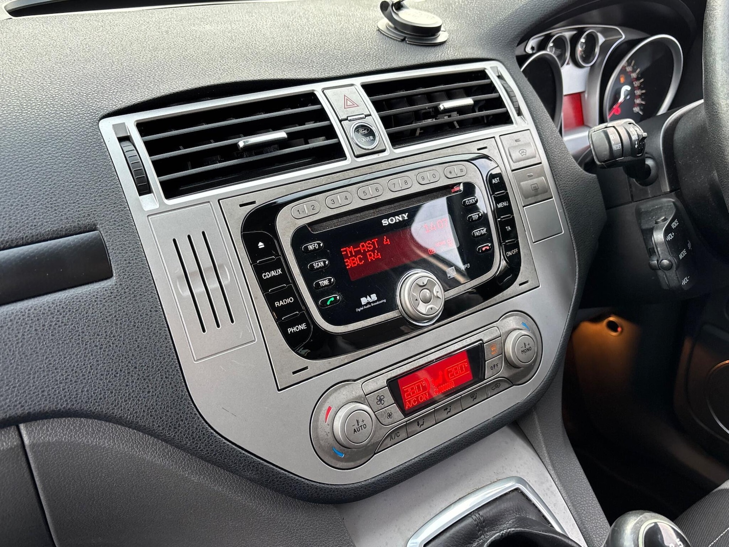 Used Ford Kuga 2010 for sale - 76936433: Photo 48