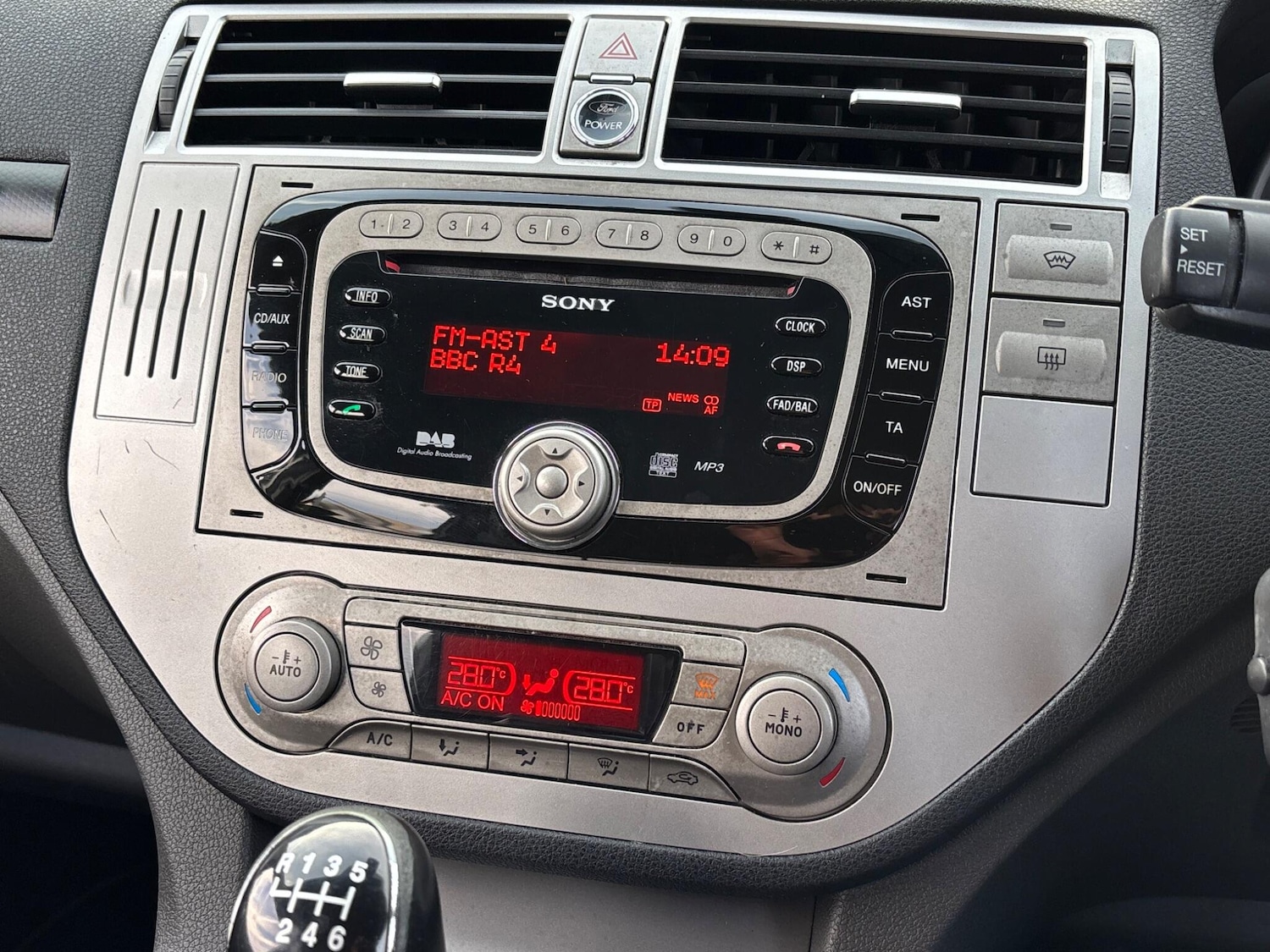 Used Ford Kuga 2010 for sale - 76936433: Photo 49