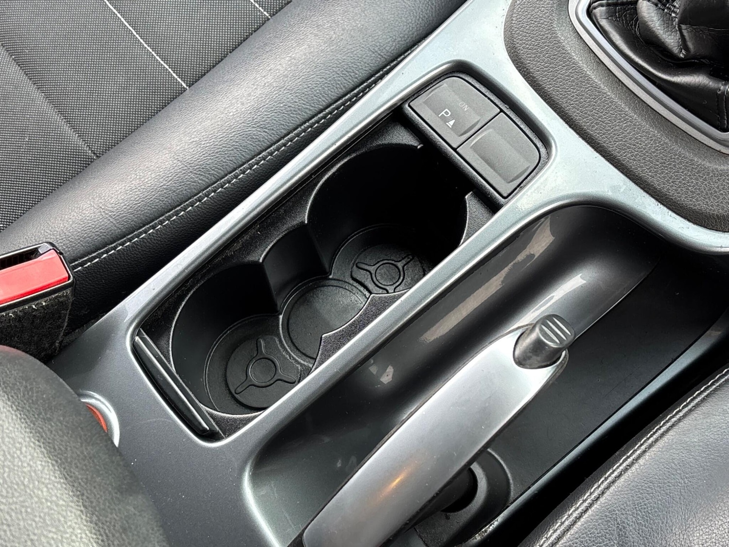 Used Ford Kuga 2010 for sale - 76936433: Photo 52