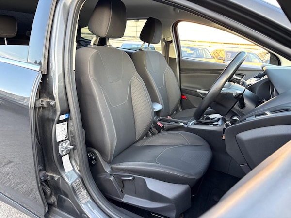Used Ford Focus 2015 for sale - 75720814: Photo 17