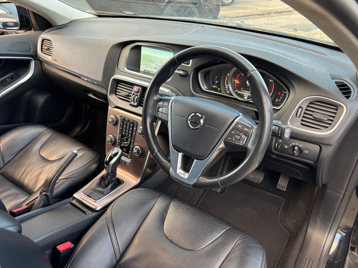 Used Volvo V40 2017 for sale - 77994367: Photo 12