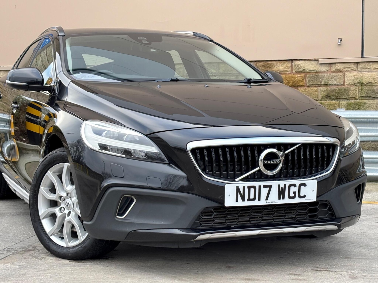 Used Volvo V40 2017 for sale - 77994367: Photo 26