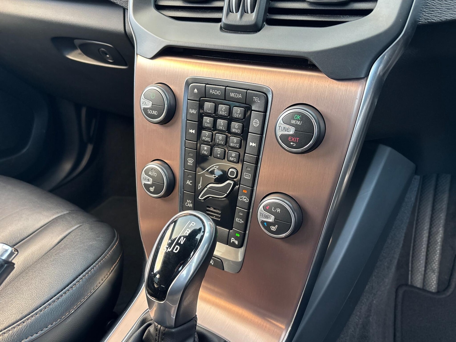 Used Volvo V40 2017 for sale - 77994367: Photo 56