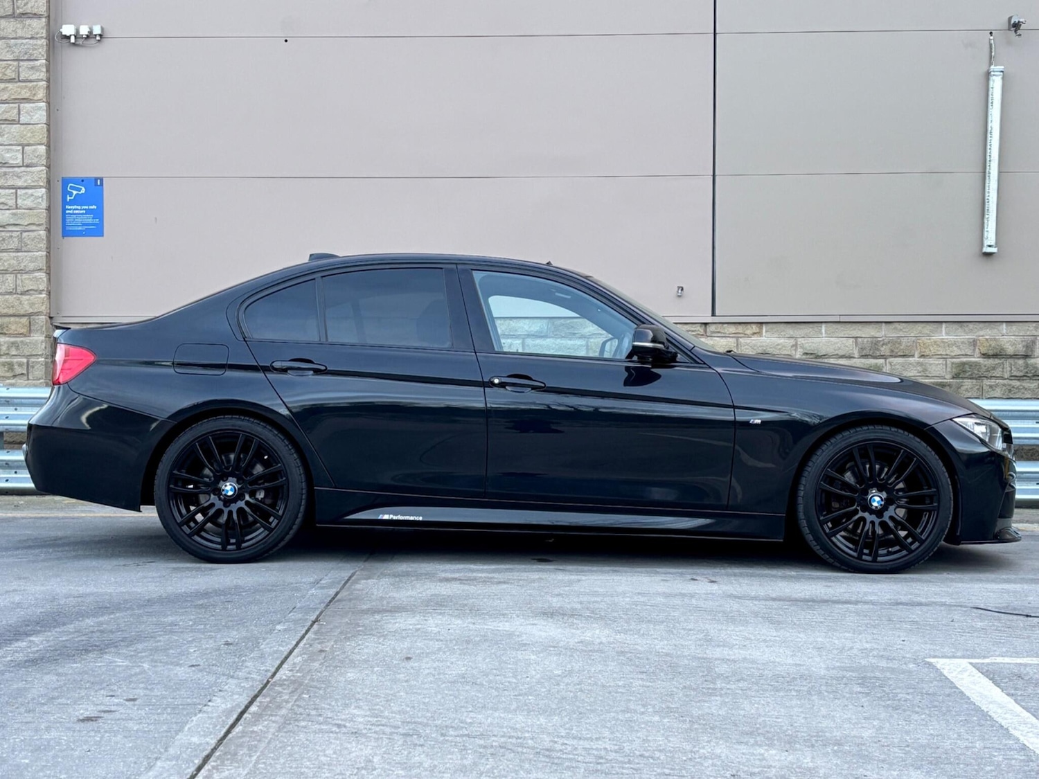 Used BMW 3 Series 2014 for sale - 77081935: Photo 6