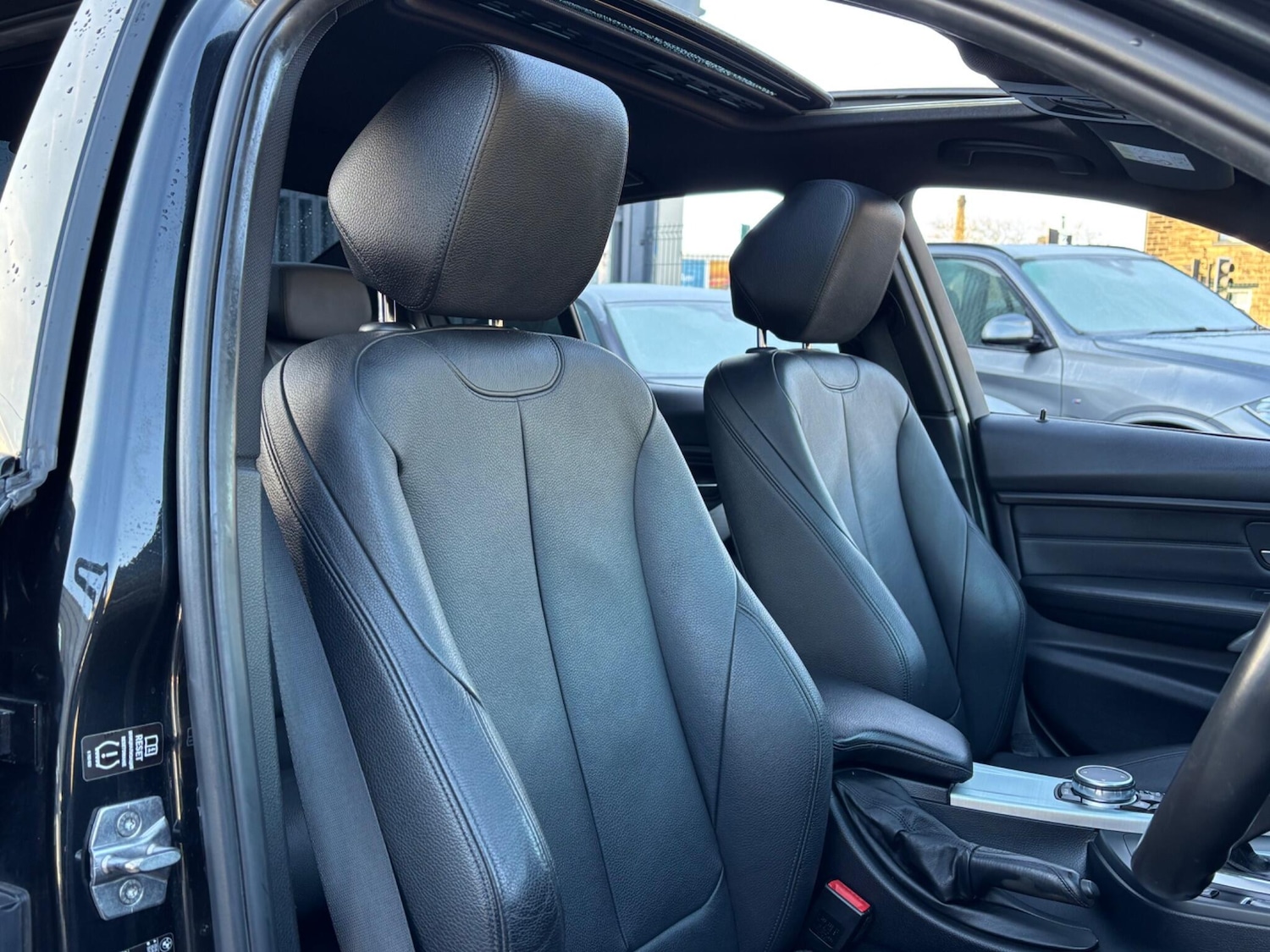 Used BMW 3 Series 2014 for sale - 77081935: Photo 70