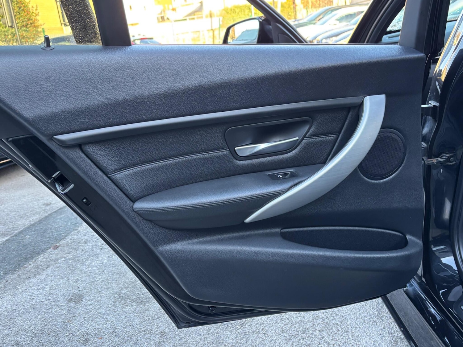 Used BMW 3 Series 2014 for sale - 77081935: Photo 94