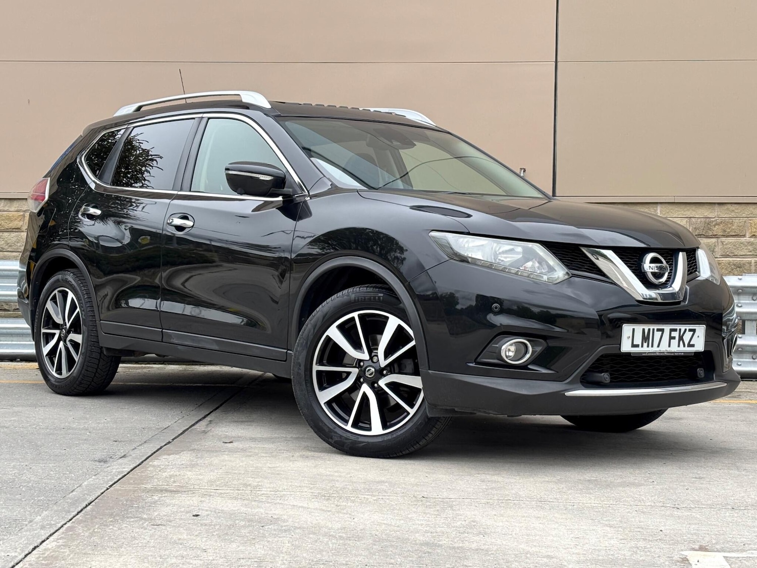 Used Nissan X-Trail 2017 for sale - 76024334: Photo 1