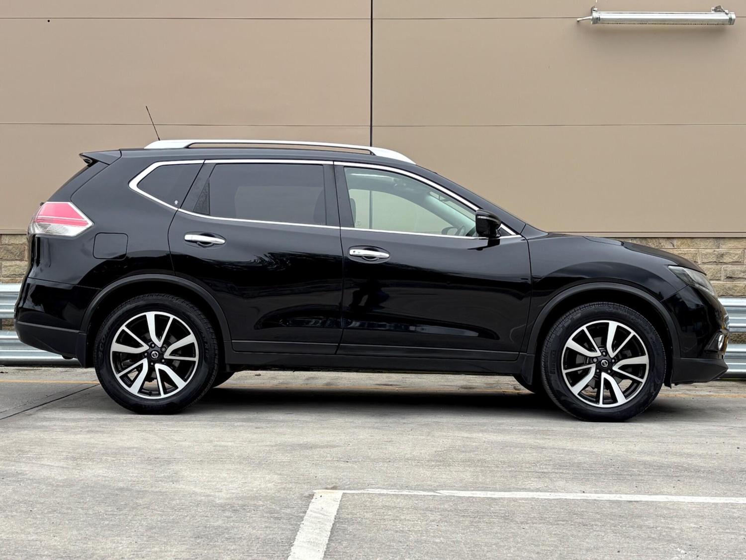 Used Nissan X-Trail 2017 for sale - 76024334: Photo 5