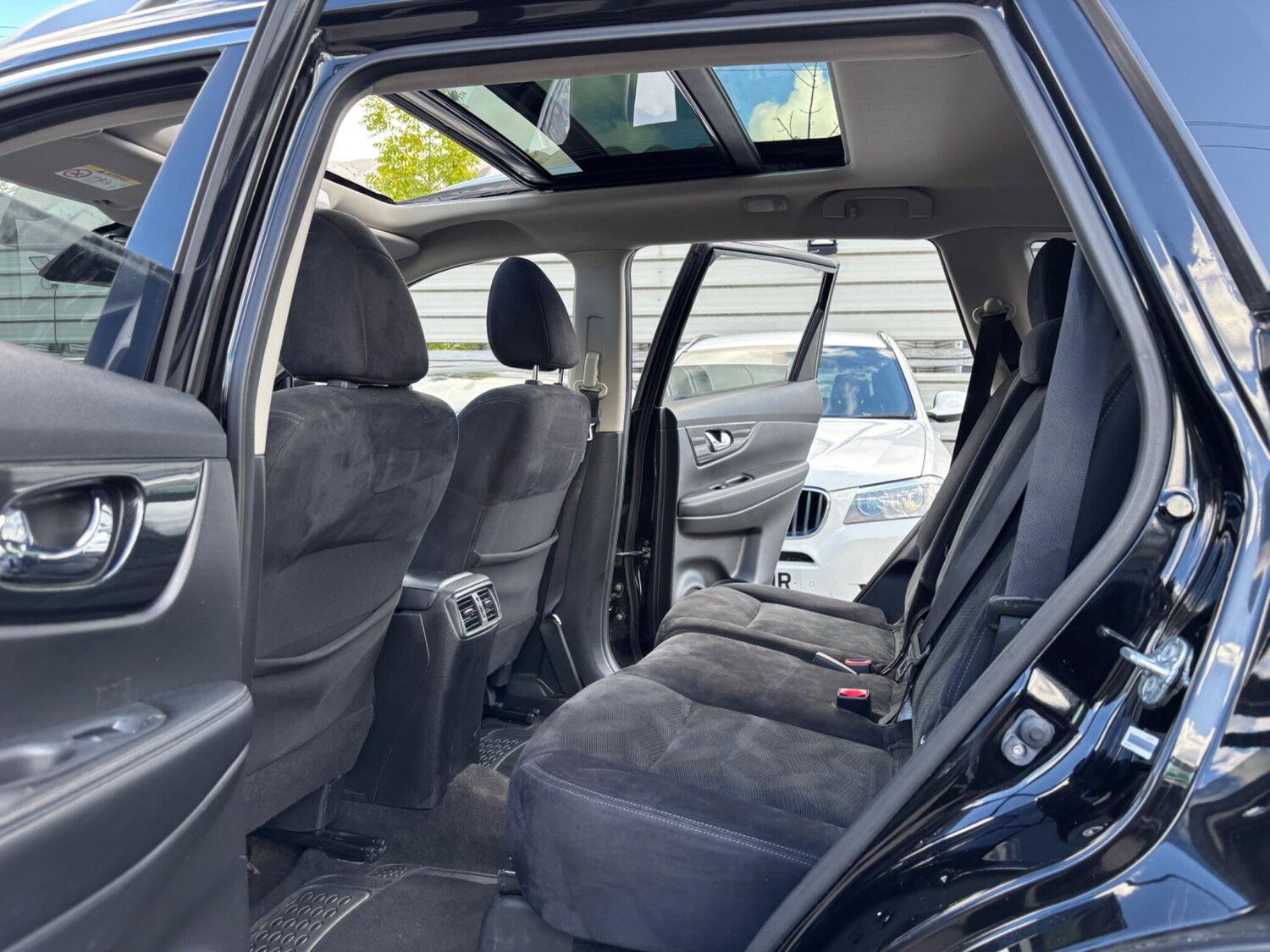 Used Nissan X-Trail 2017 for sale - 76024334: Photo 70