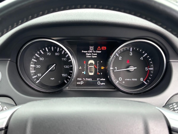 Used Land Rover Discovery Sport 2016 for sale - 75059588: Photo 50