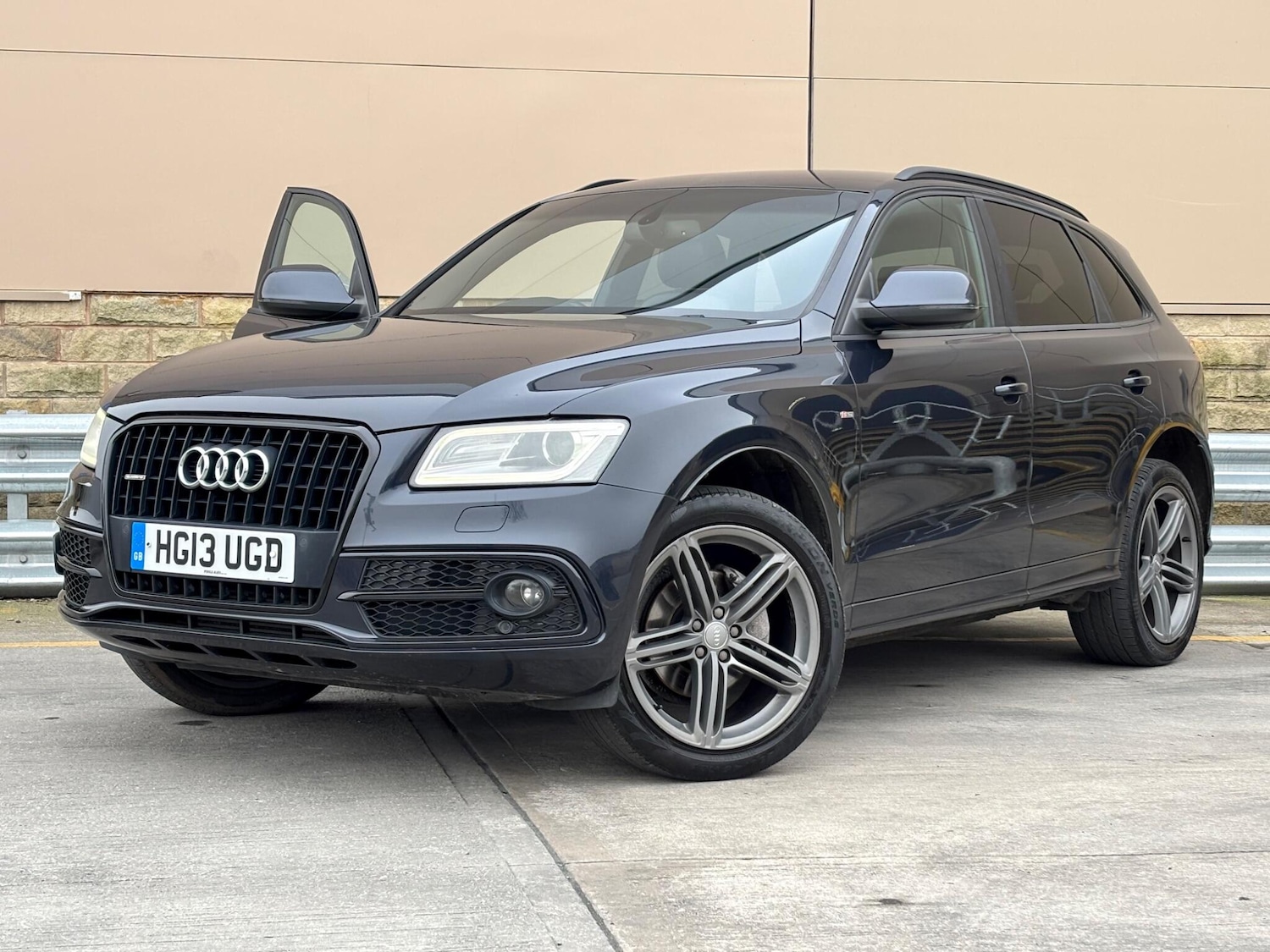 Used Audi Q5 2013 for sale - 77799406: Photo 25