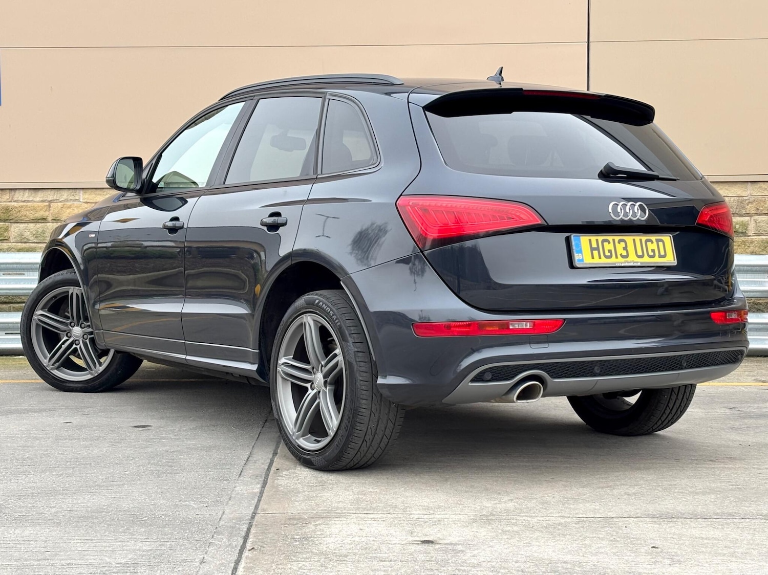 Used Audi Q5 2013 for sale - 77799406: Photo 3
